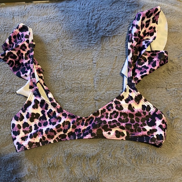 Cheetah Print bikini top Shein - Picture 1 of 4